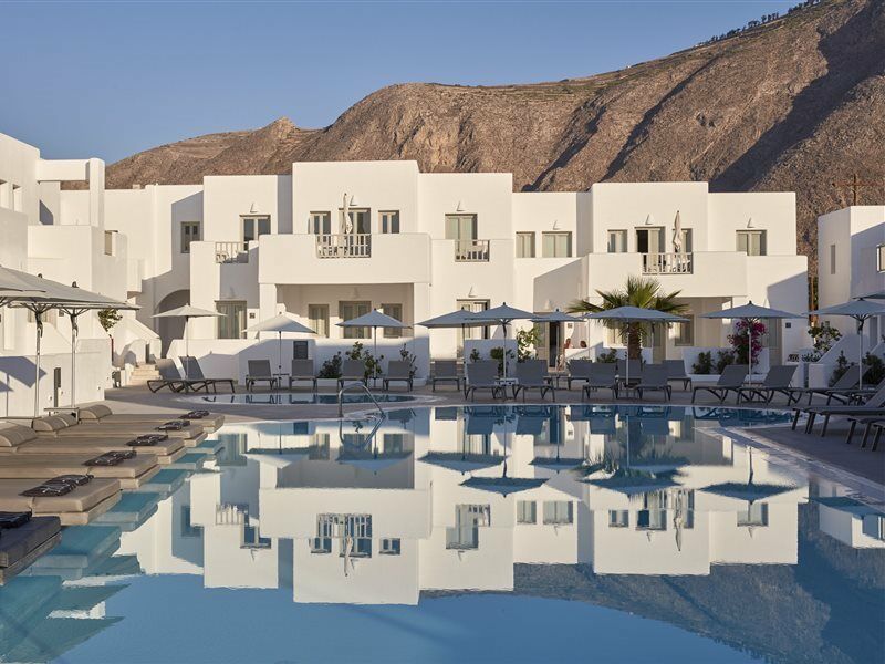 Aqua Blue Hotel Perissa (Santorini)
